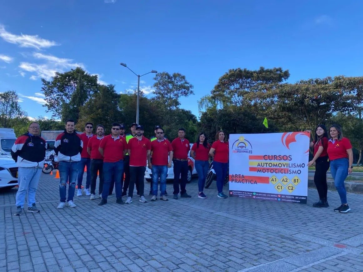 Jornada de práctica - automovilismo y motociclismo