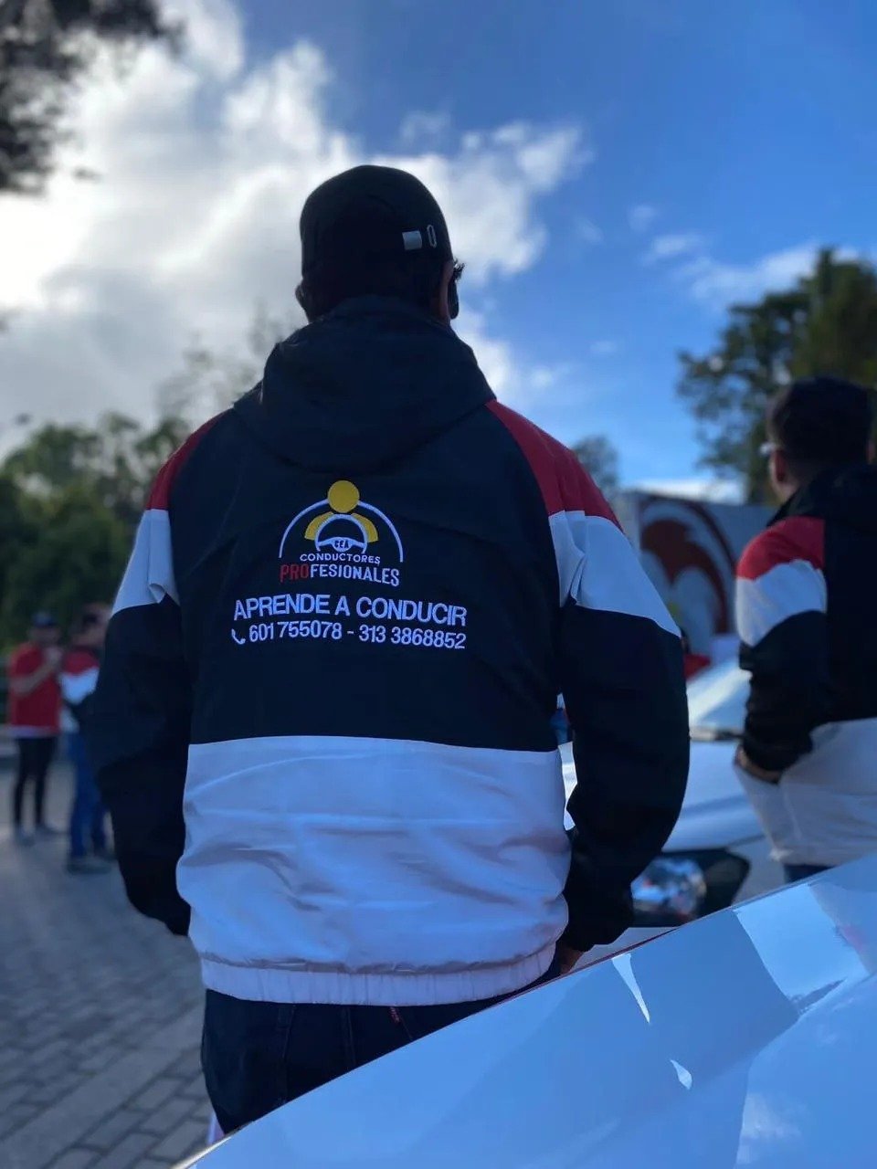 Uniforme institucional CEA